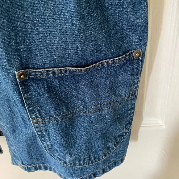 Cherokee Denim Vest with Pockets - Picture 5 of 12